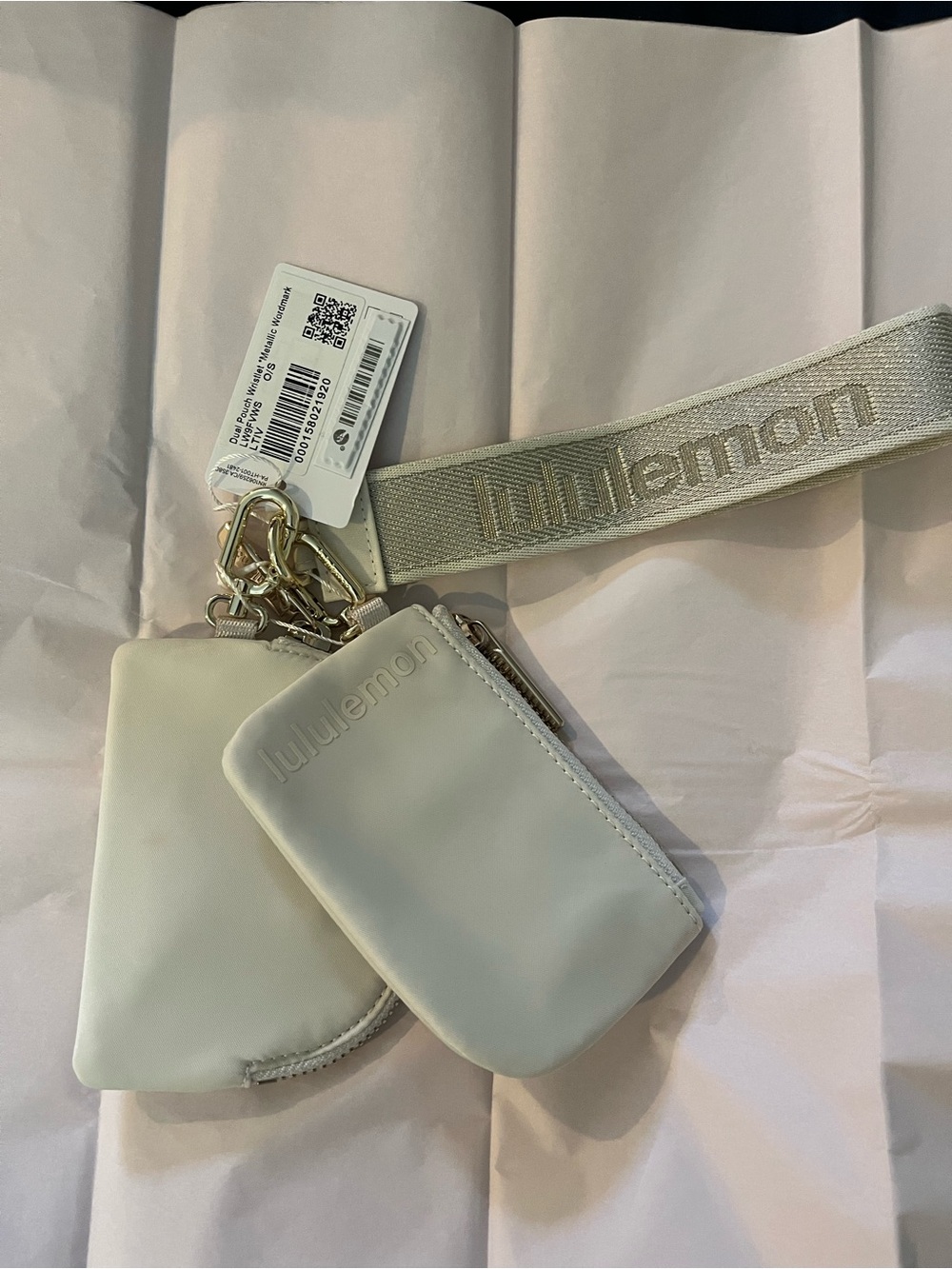 lululemon athletica light Ivory Wristlet Keychain Set